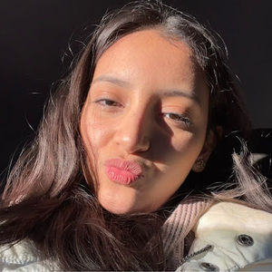 Meet your Posher, Rina